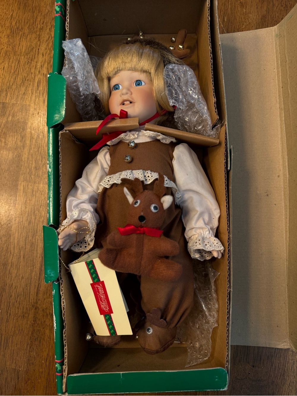 House of Lloyd Christmas Around the World “Oh What a Deer” doll